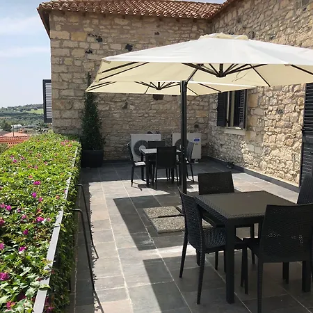 Borgo Antico Xix Sec. ベッド・アンド・ブレックファスト 4*