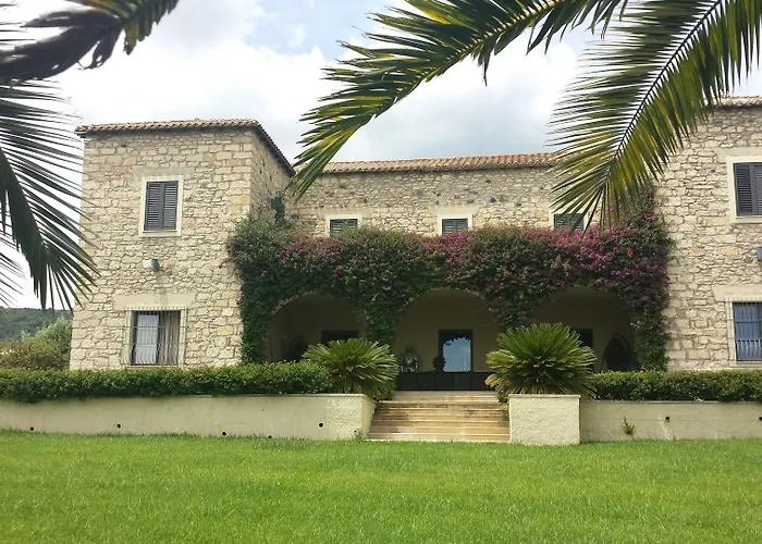 Borgo Antico Xix Sec. 4* Gesturi