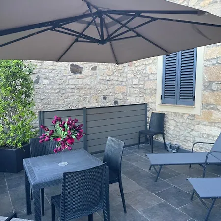 Borgo Antico Xix Sec. * Gesturi