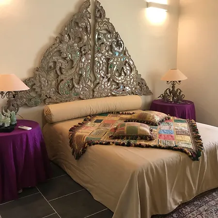 Borgo Antico Xix Sec. Couette-café 4*