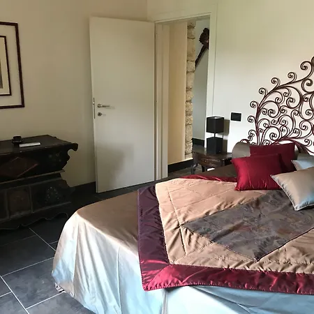 Borgo Antico Xix Sec. Couette-café