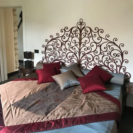Borgo Antico Xix Sec. 4* Gesturi